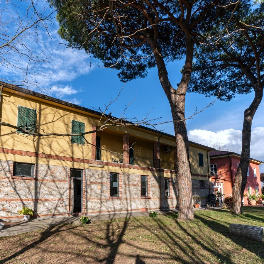 Fattoria Battilana Pension Marina Di Carrara Buitenkant foto